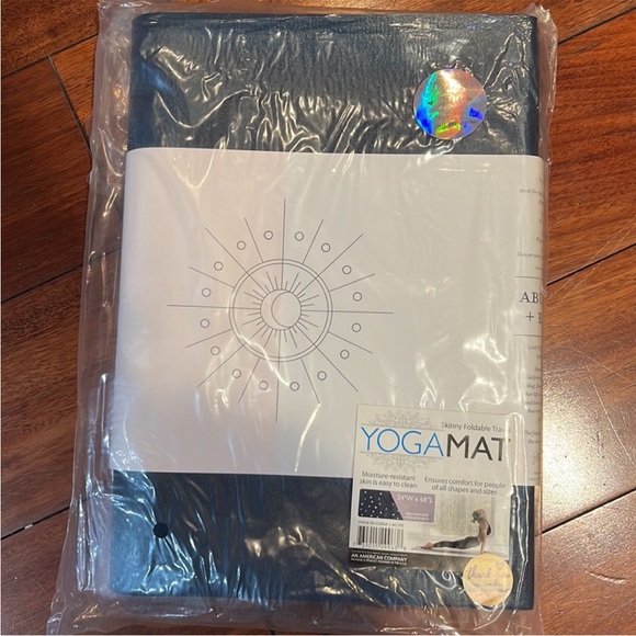 Anthropologie yoga mat- Skinny Foldable Travel Yoga Mat. - Picture 9 of 11